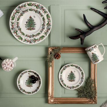 Spode Christmas Tree Wreath Jug